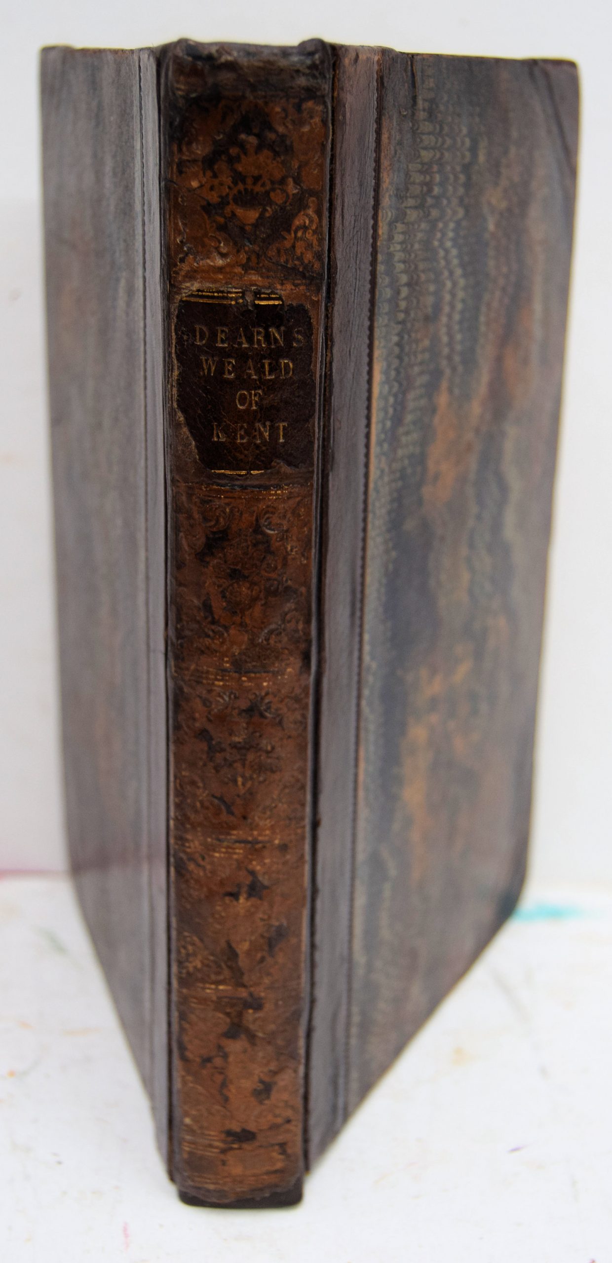 AN HISTORICAL, TOPOGRAPHICAL, AND DESCRIPTIVE ACCOUNT OF THE WEALD OF KENT..